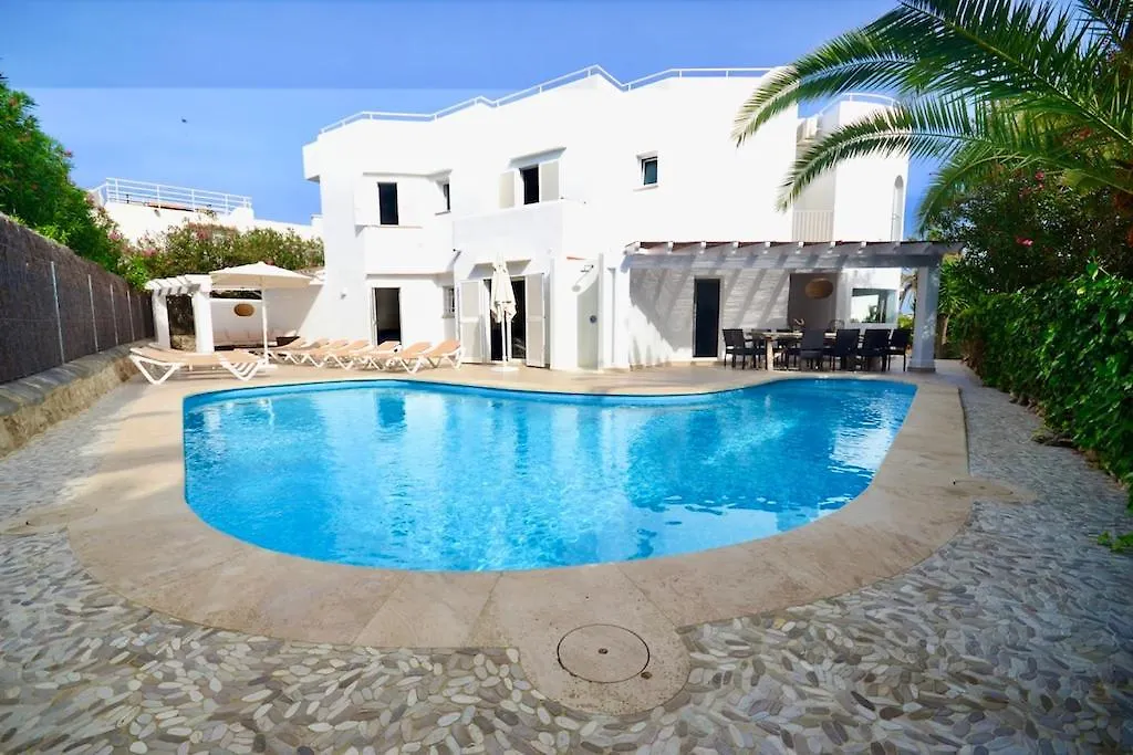 Inturotel Esmeralda Villas Cala D´Or 0*,